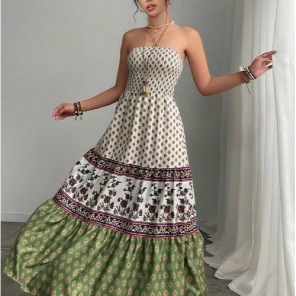 SHEIN Strapless Maxi Dress in Green and White